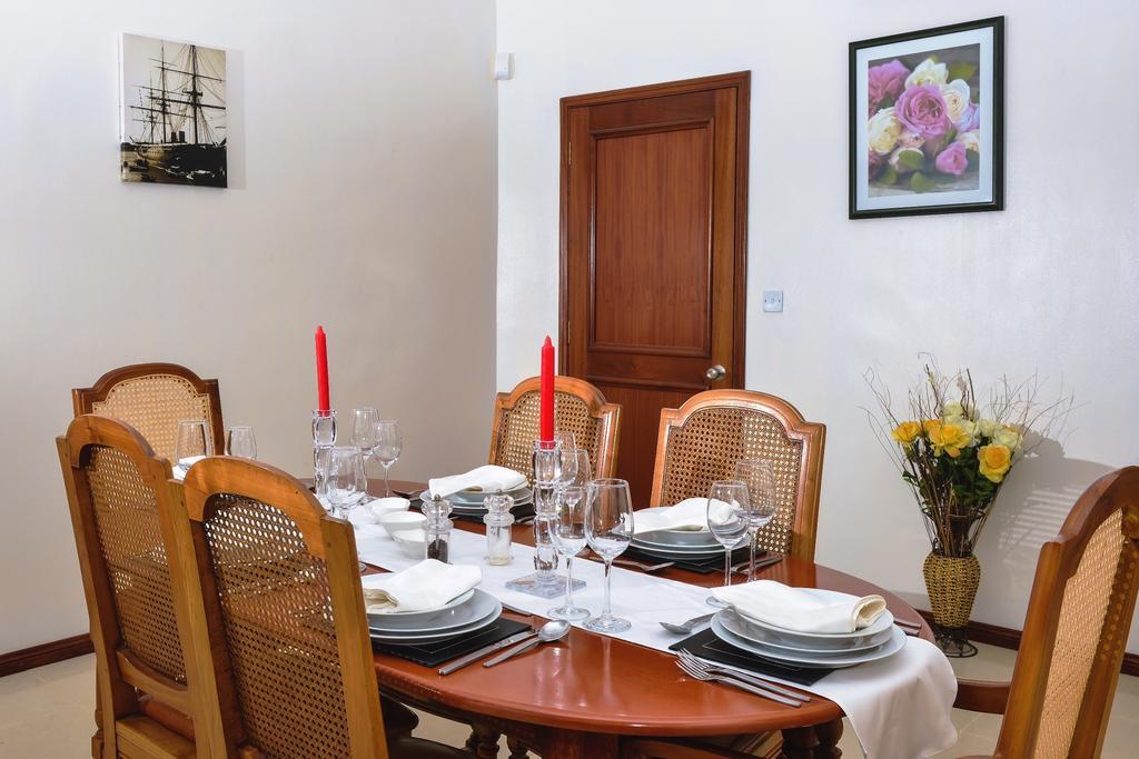 Sunset Villa Flic en Flac Екстер'єр фото
